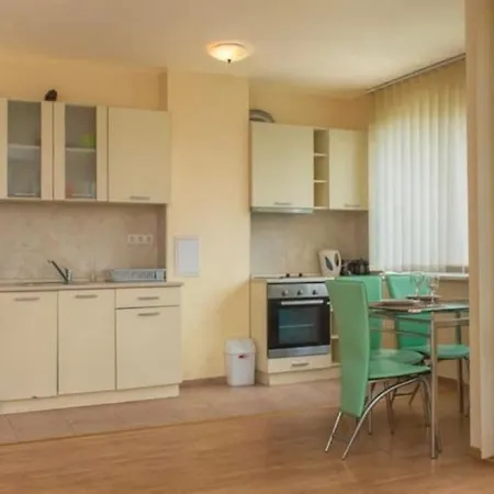 Bela-alex Apartment Ravda