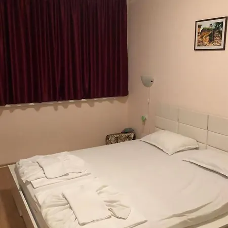 Bela-alex Apartment *