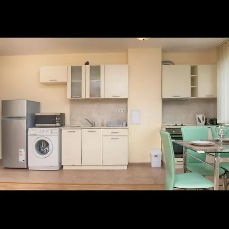 Bela-alex Apartment *